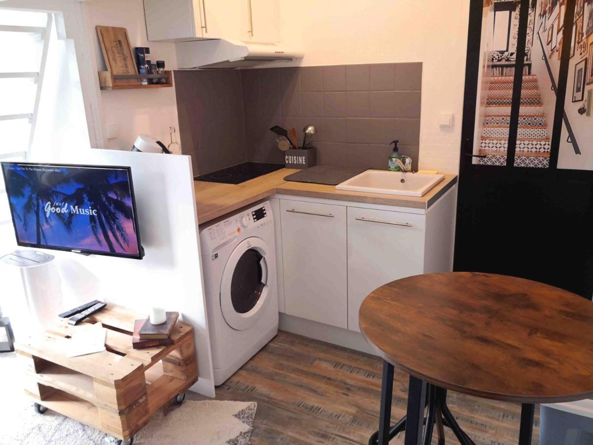 Apartament L'Intimiste A St Lo - Studio Duplex Prive - Atypique - Netflix - Wifi - Parking Gratuit - Entree Autonome Saint-Lô Zewnętrze zdjęcie